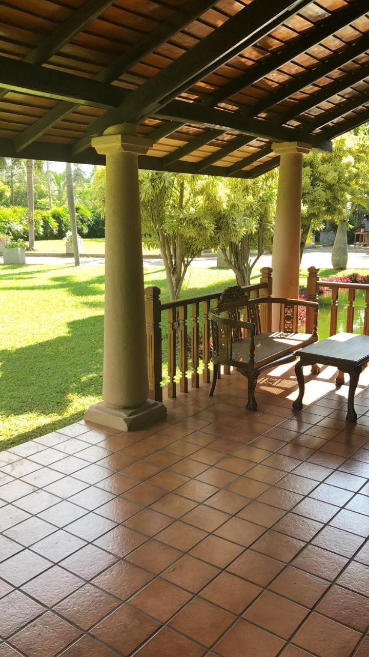 Tropical Villas Негомбо Экстерьер фото