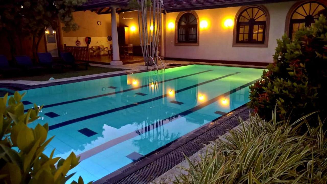 Tropical Villas Негомбо Экстерьер фото