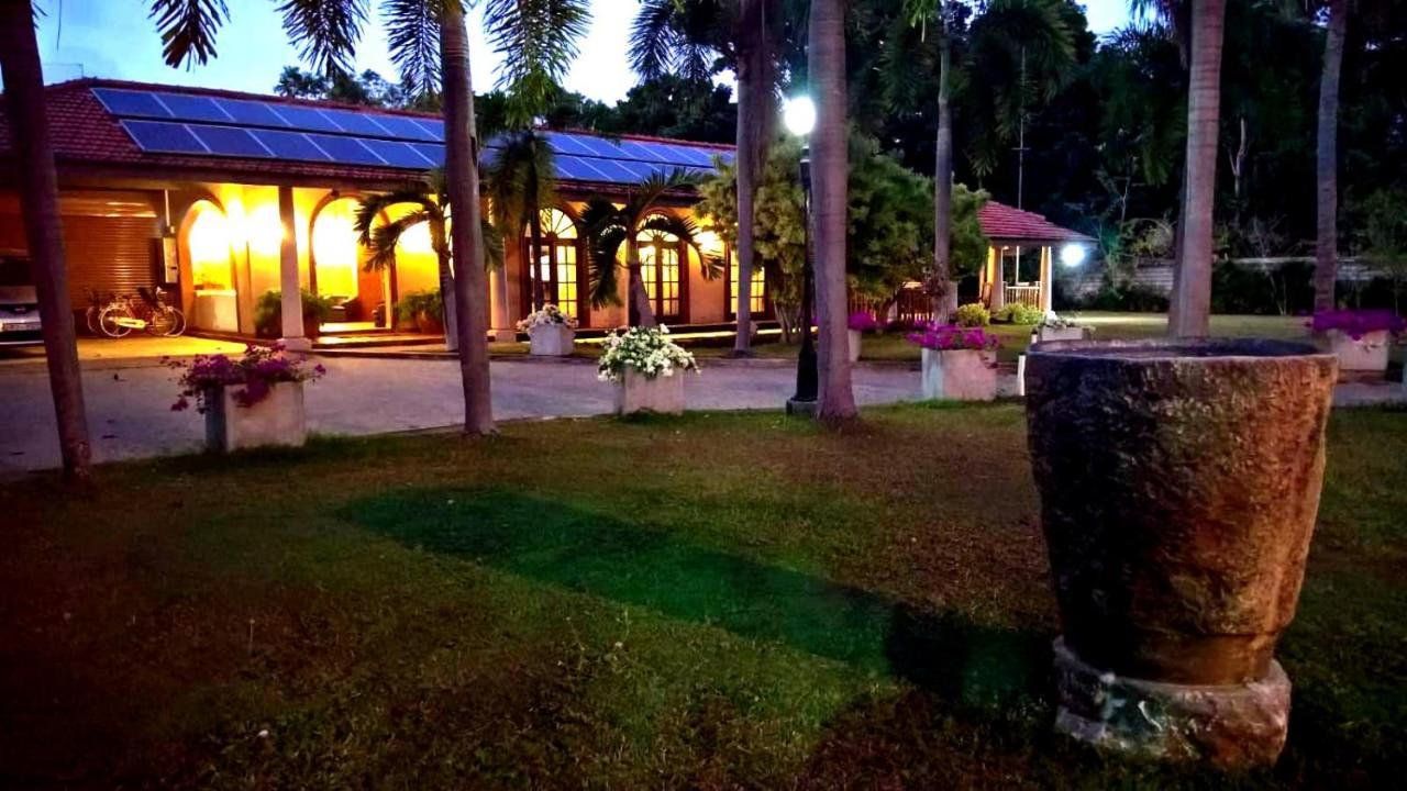 Tropical Villas Негомбо Экстерьер фото