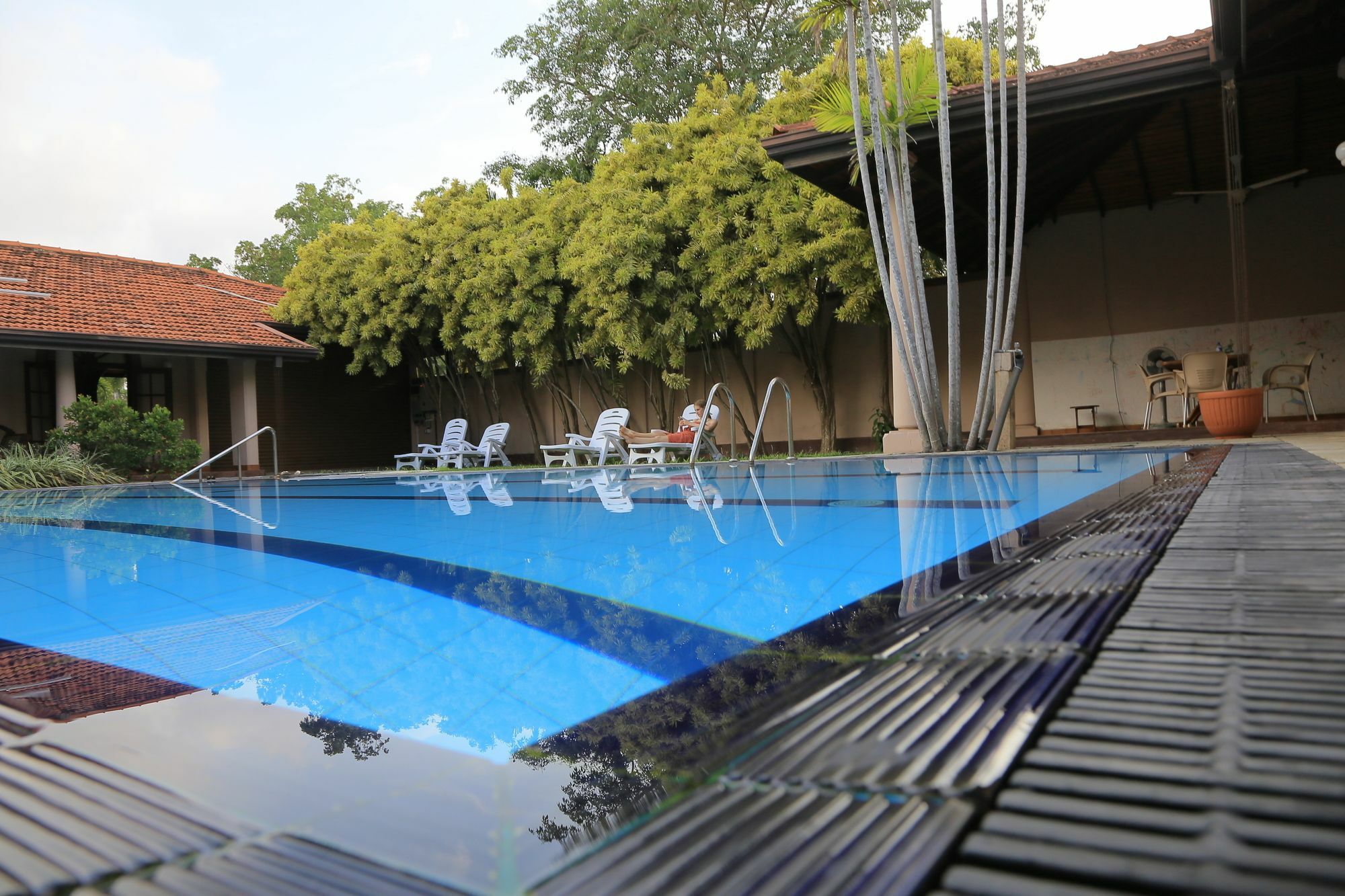Tropical Villas Негомбо Экстерьер фото